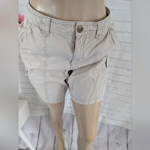 Everyday Women's Cotton Blend Shorts in Light Beige
